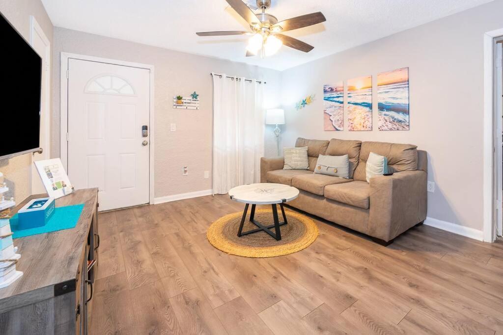 Forever Summer - Entire House! With King Bed! Clearwater Ngoại thất bức ảnh